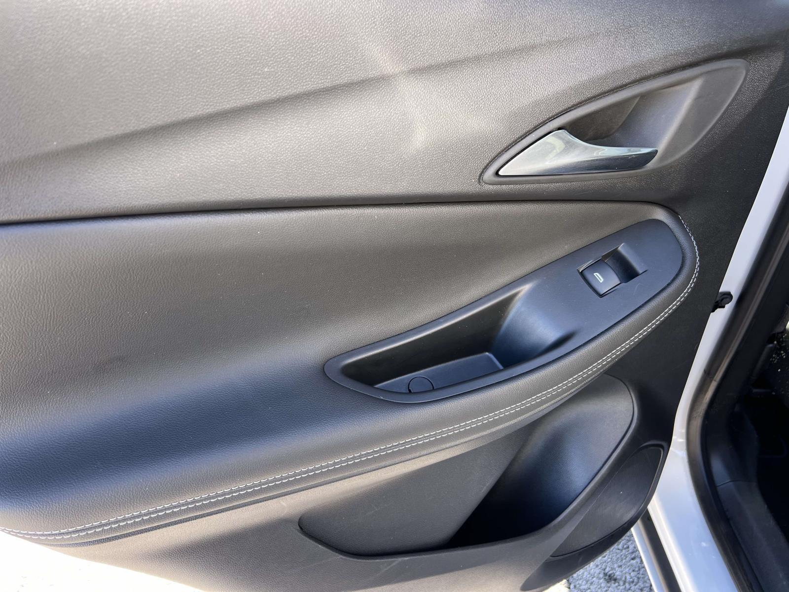 2025 Buick Encore GX Avenir AWD