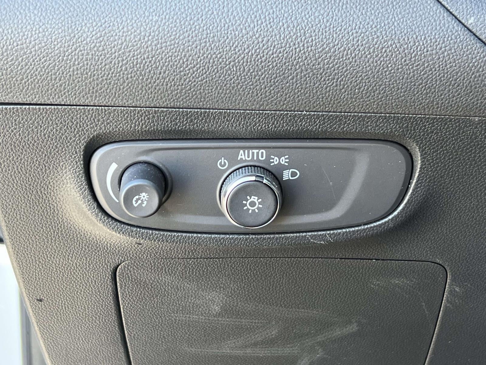 2025 Buick Encore GX Avenir AWD