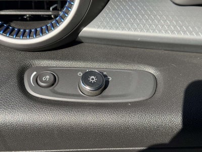 2024 Chevrolet Trax FWD SP