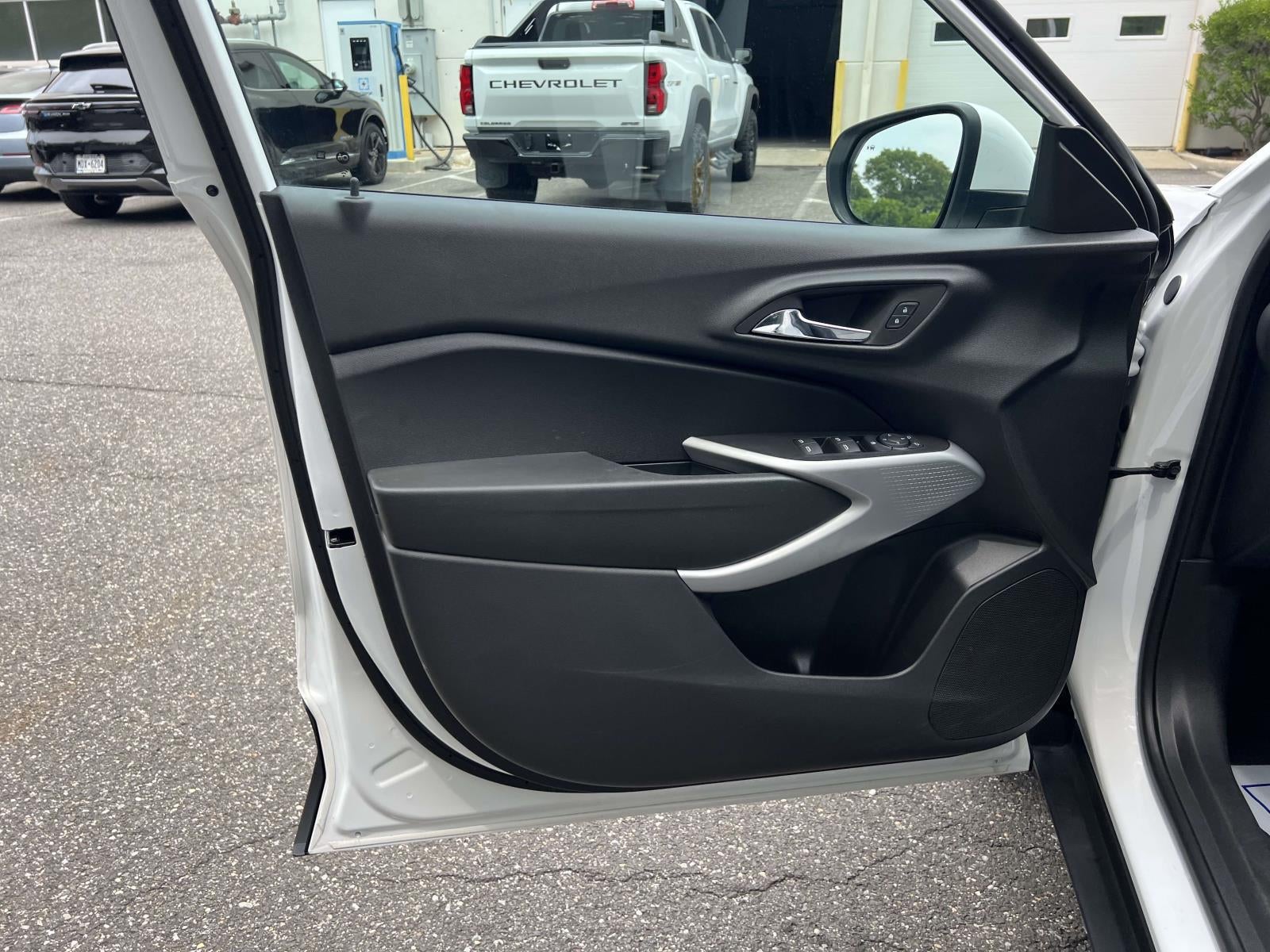 2024 Chevrolet Trax FWD SP