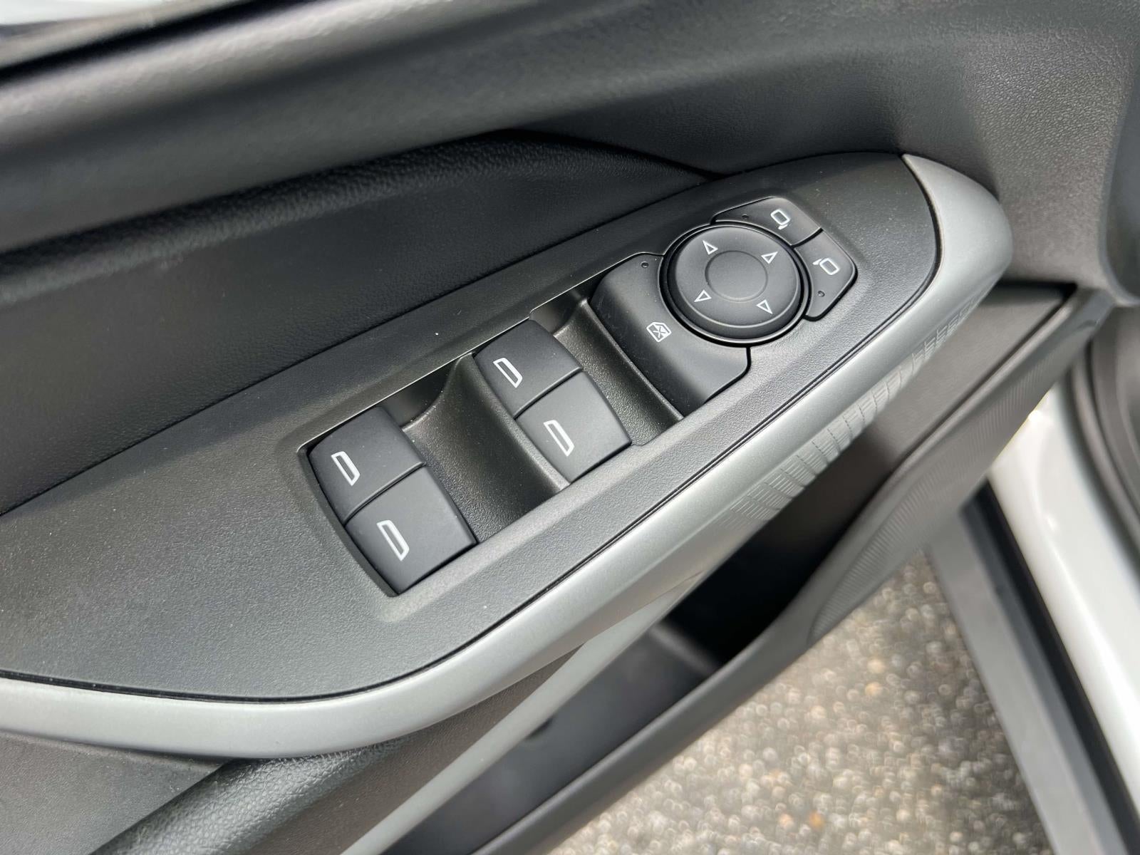 2024 Chevrolet Trax FWD SP