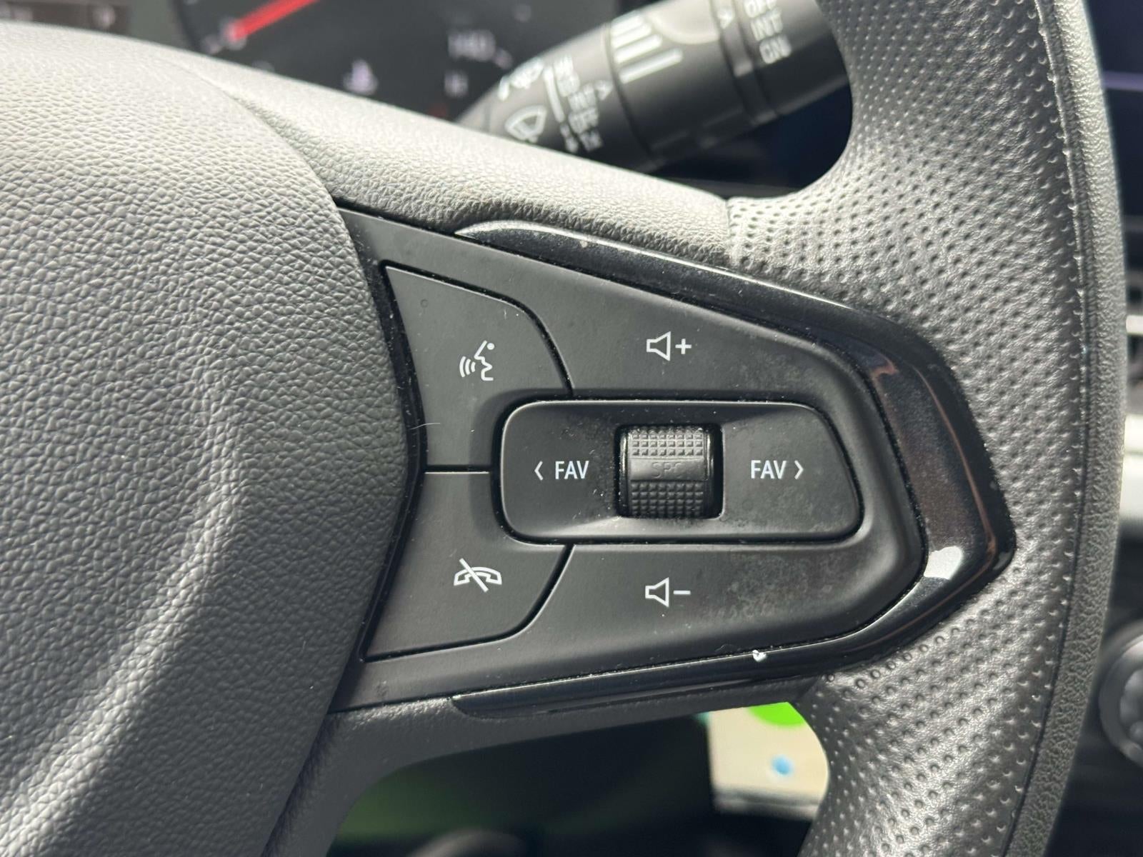 2024 Chevrolet Trax FWD SP