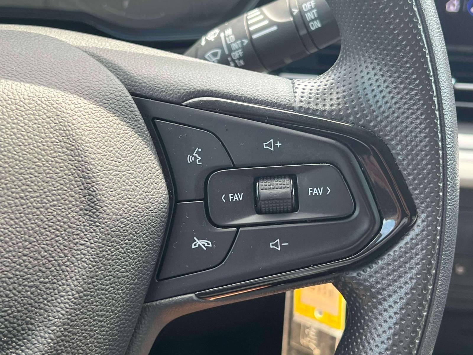 2024 Chevrolet Trax FWD SP