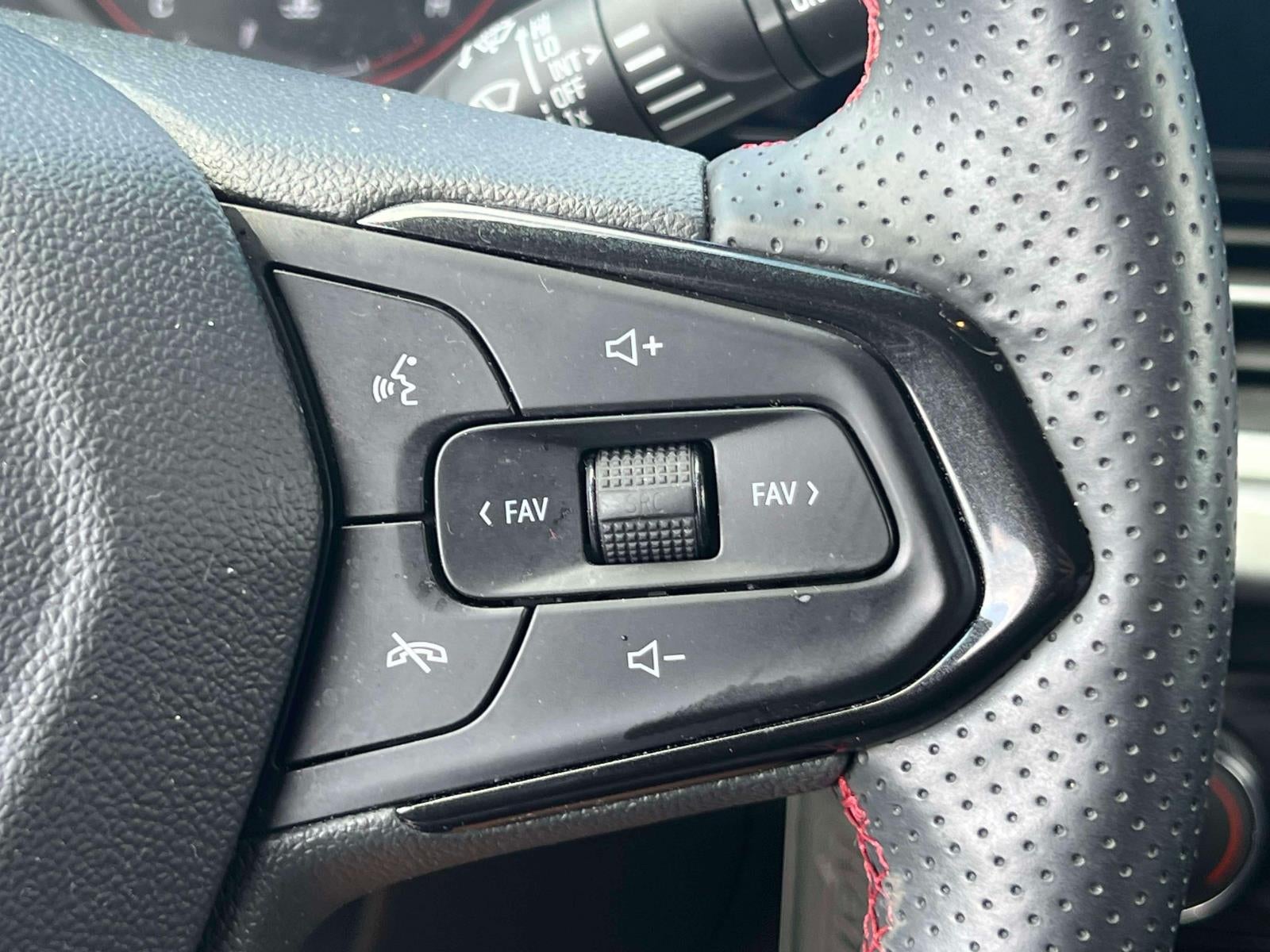 2024 Chevrolet Trax FWD 1RS