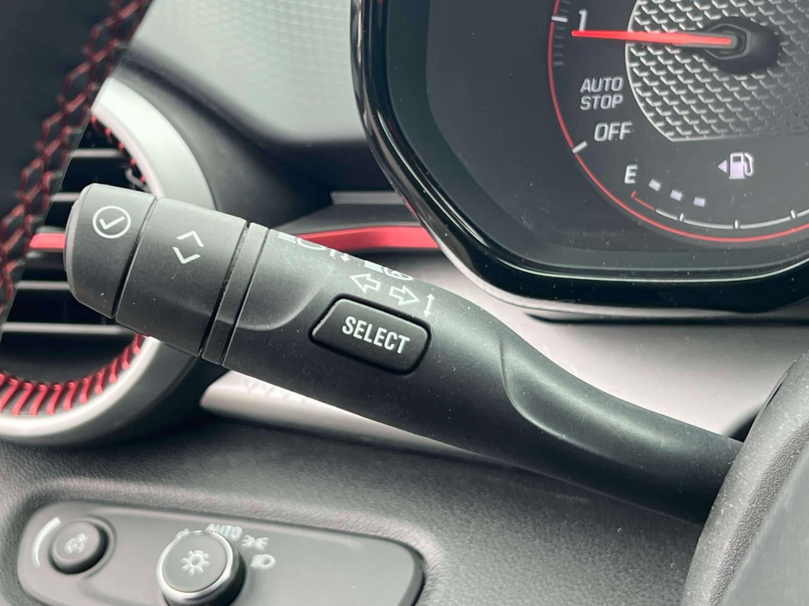 2024 Chevrolet Trax FWD 1RS