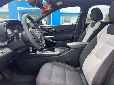 2024 Chevrolet Trax FWD 1RS