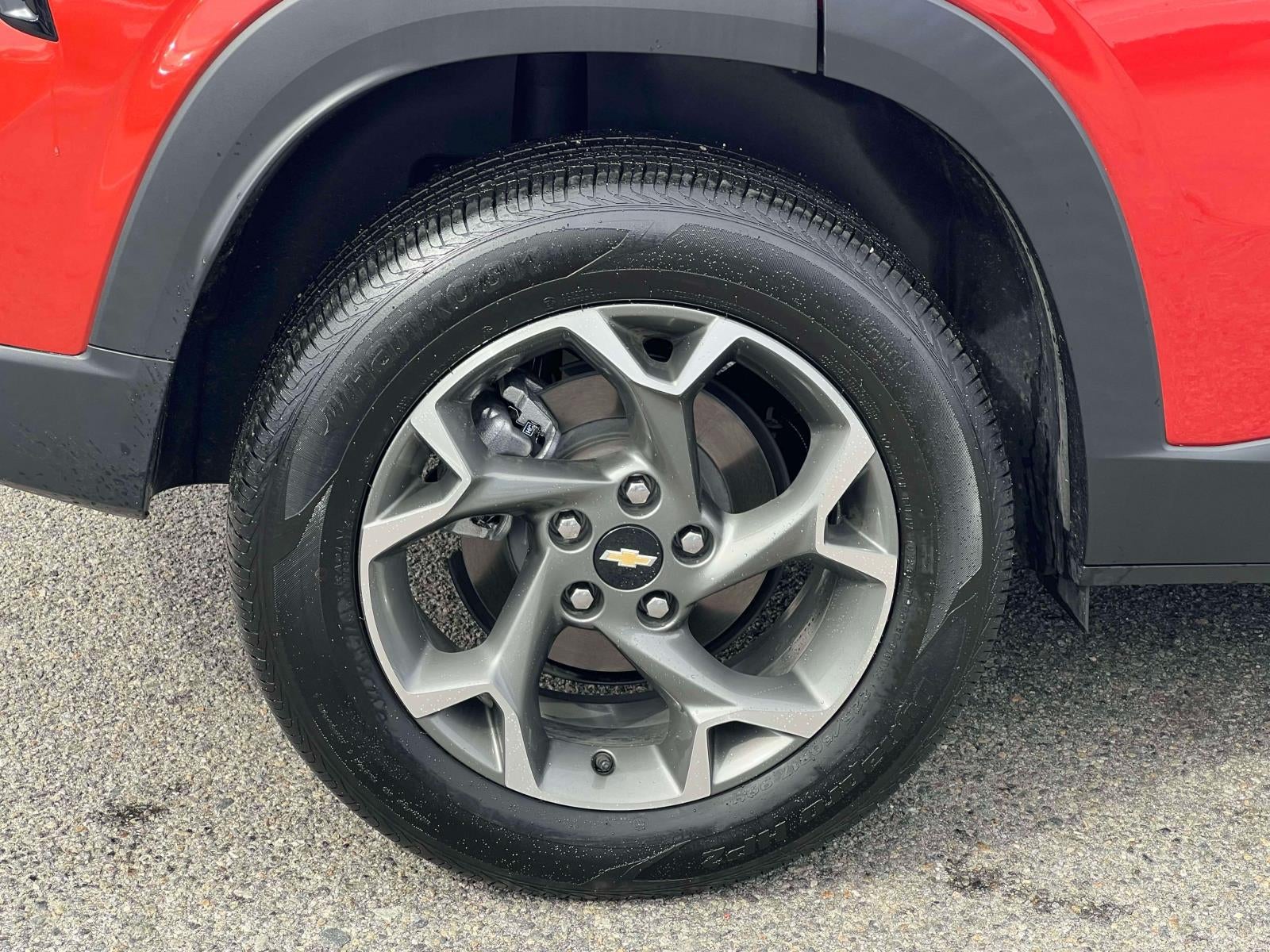 2024 Chevrolet Trax FWD LT