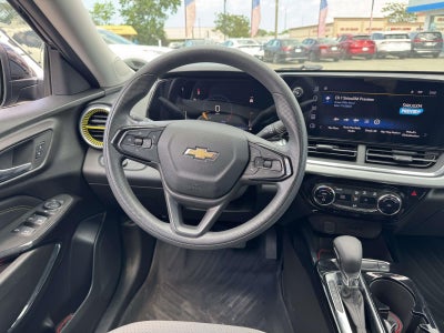 2024 Chevrolet Trax FWD LT
