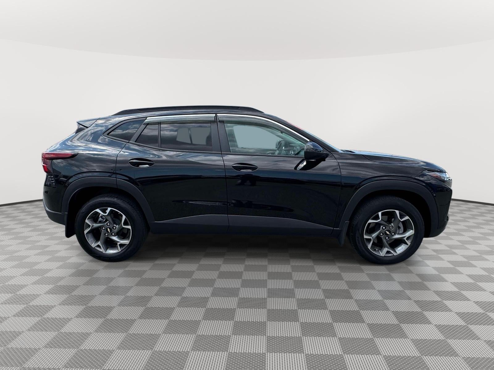 2024 Chevrolet Trax FWD LT