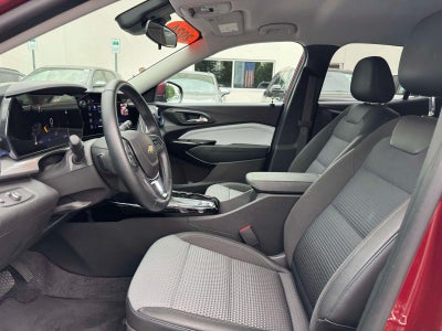 2024 Chevrolet Trax FWD LT