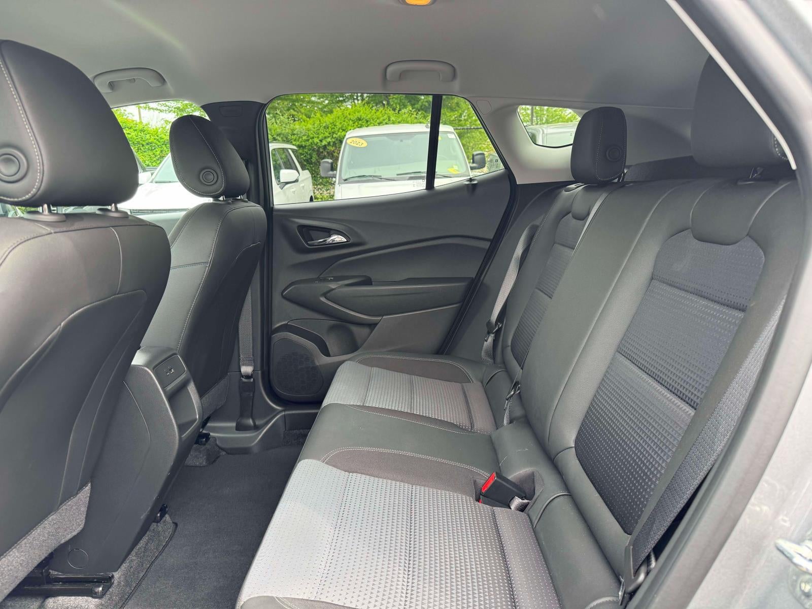 2024 Chevrolet Trax FWD LT