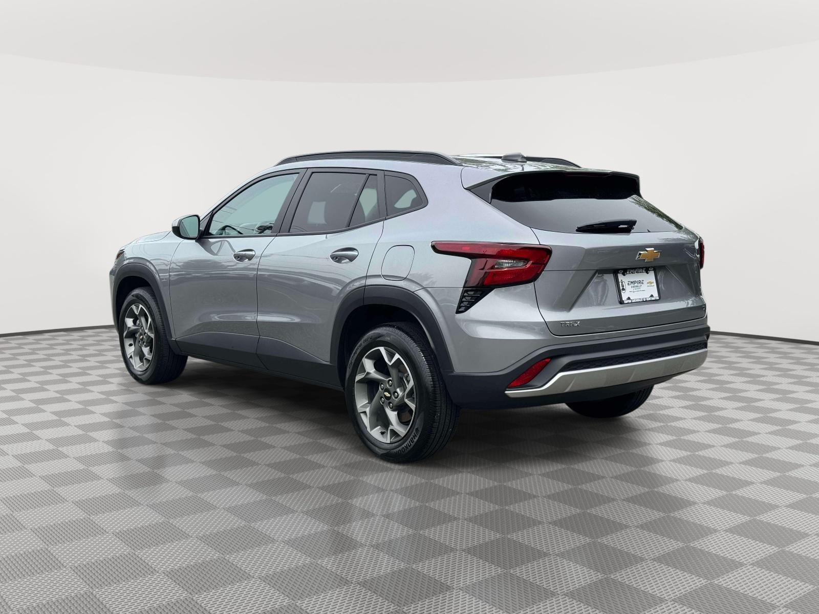 2024 Chevrolet Trax FWD LT