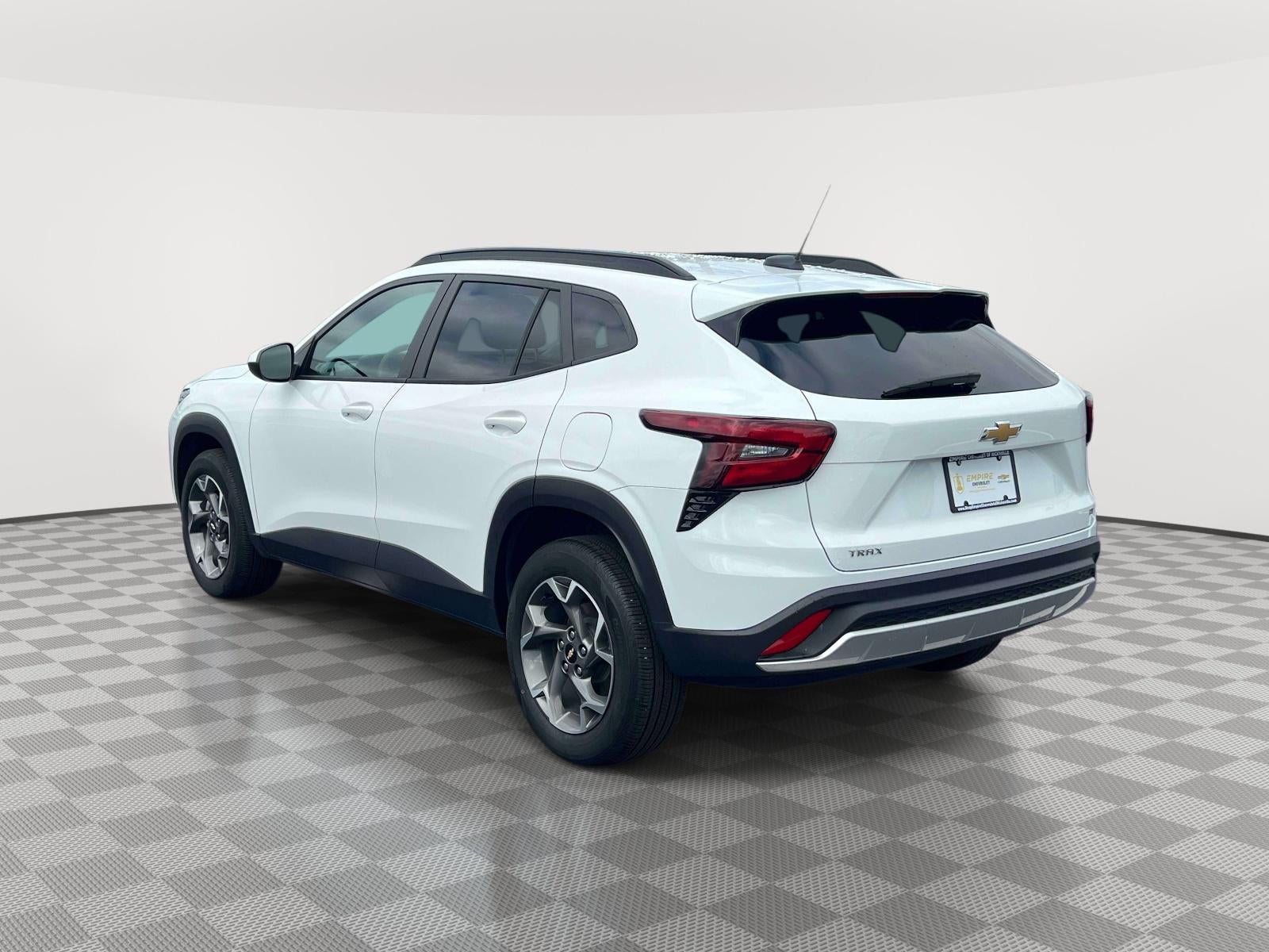 2024 Chevrolet Trax FWD LT