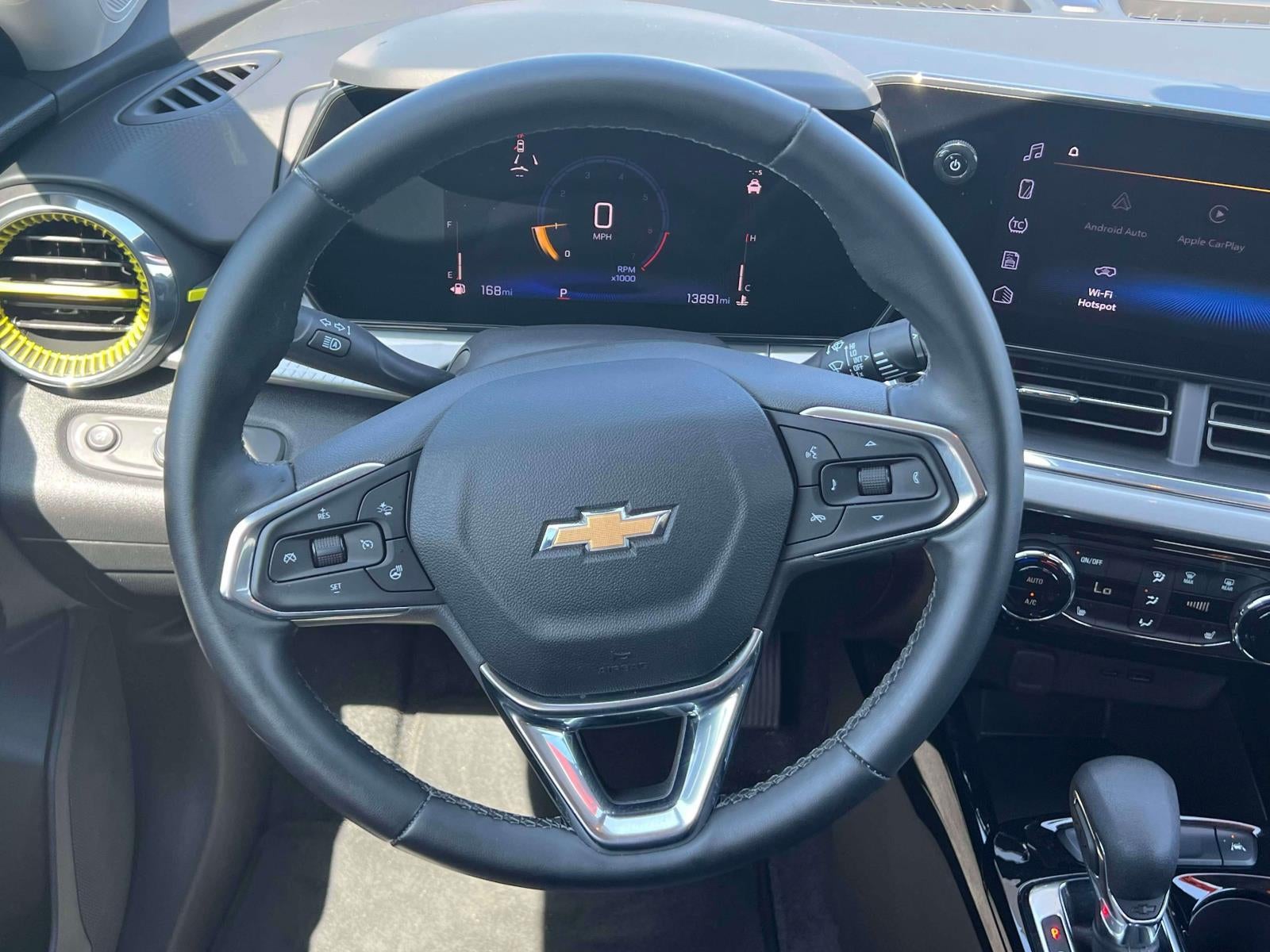 2024 Chevrolet Trax FWD LT