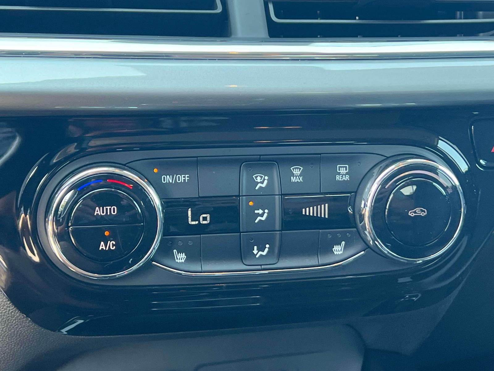 2024 Chevrolet Trax FWD LT