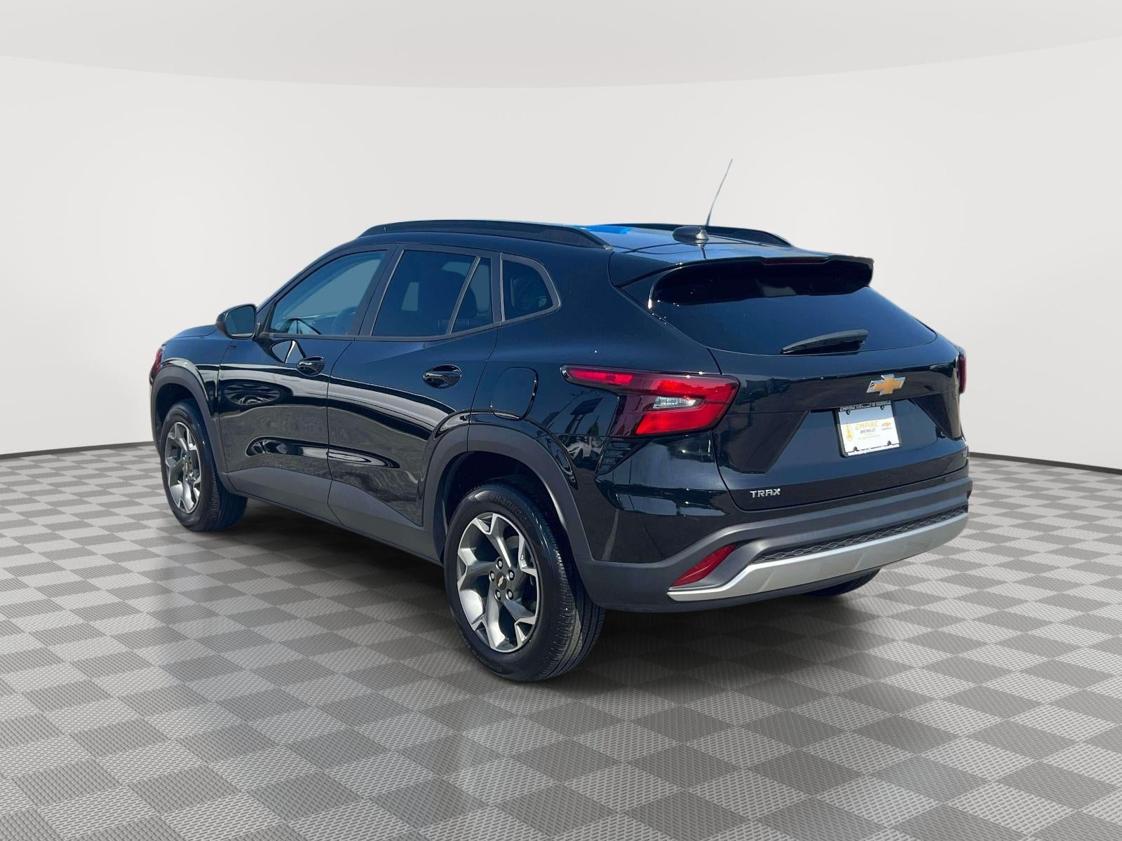 2024 Chevrolet Trax FWD LT