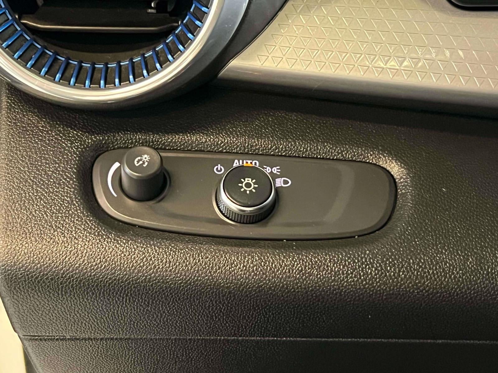 2024 Chevrolet Trax FWD LT