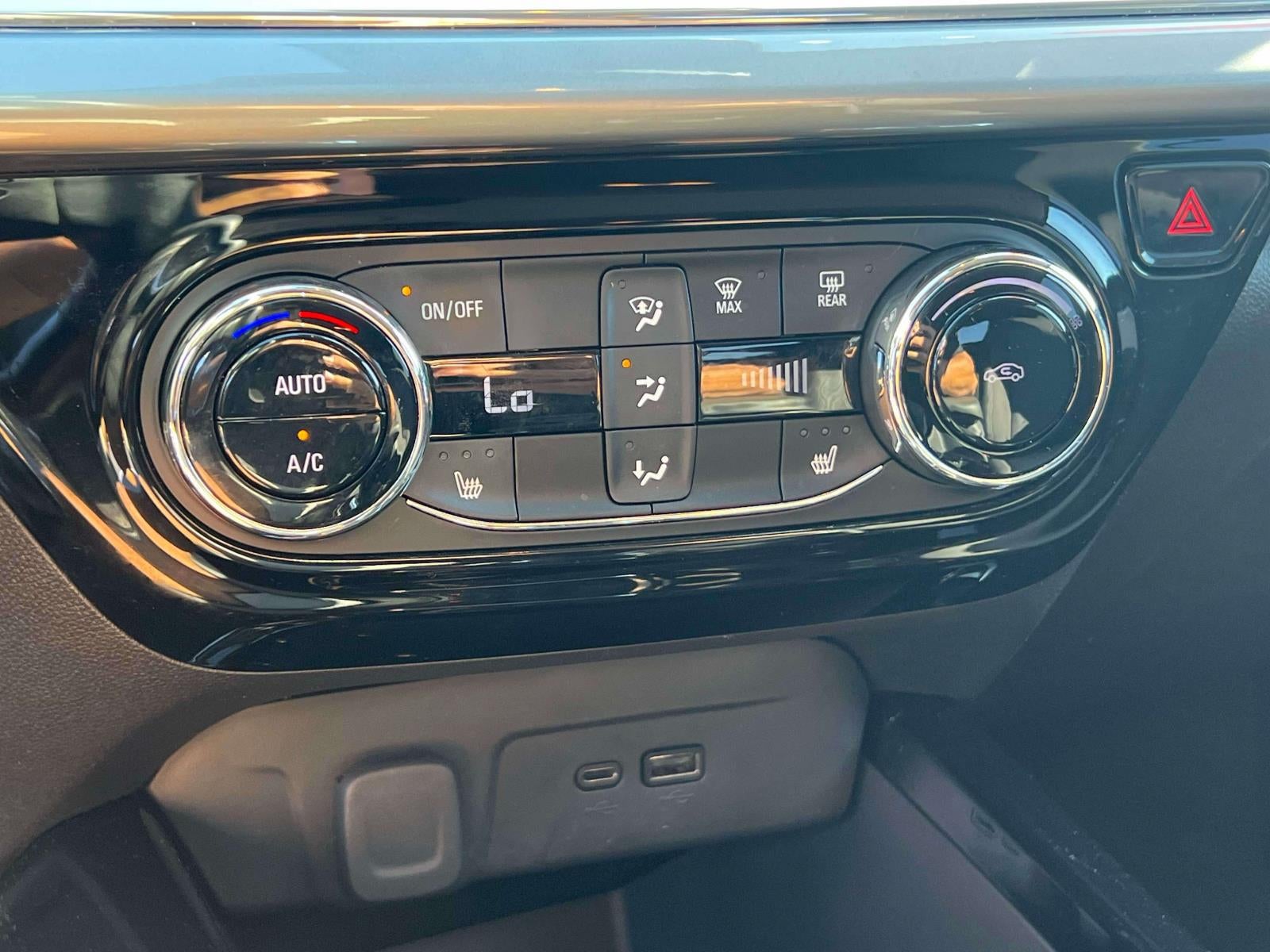 2024 Chevrolet Trax FWD LT