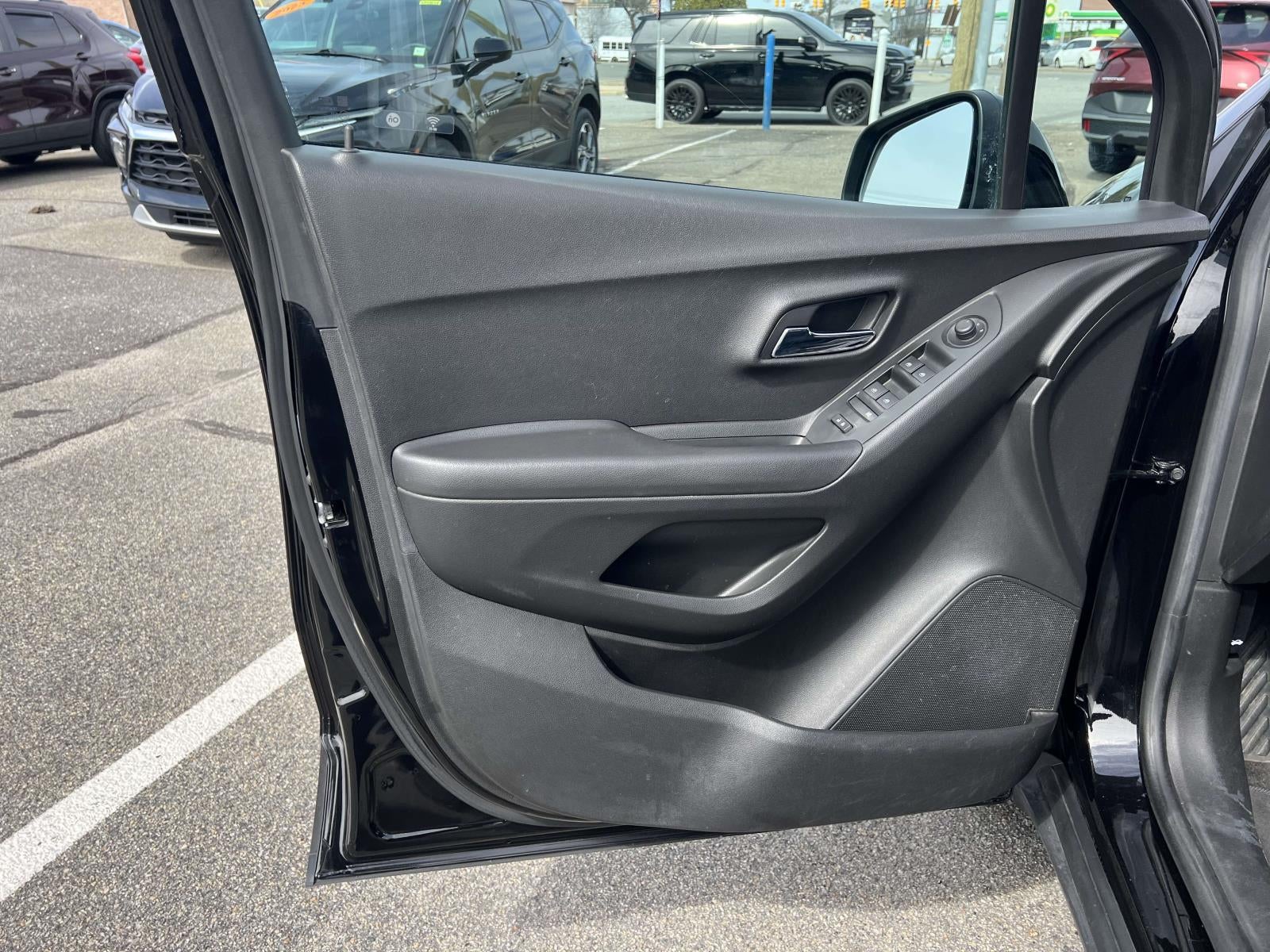 2020 Chevrolet Trax FWD LT