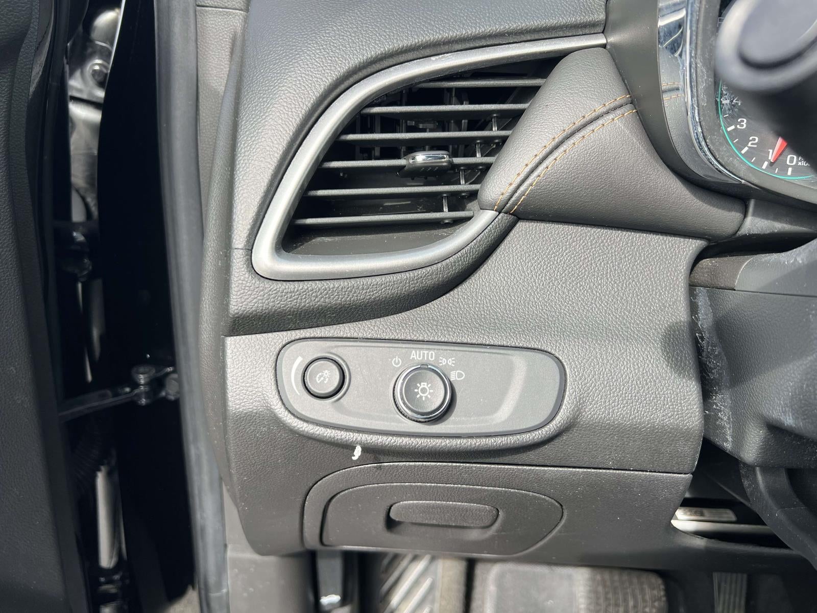 2020 Chevrolet Trax FWD LT