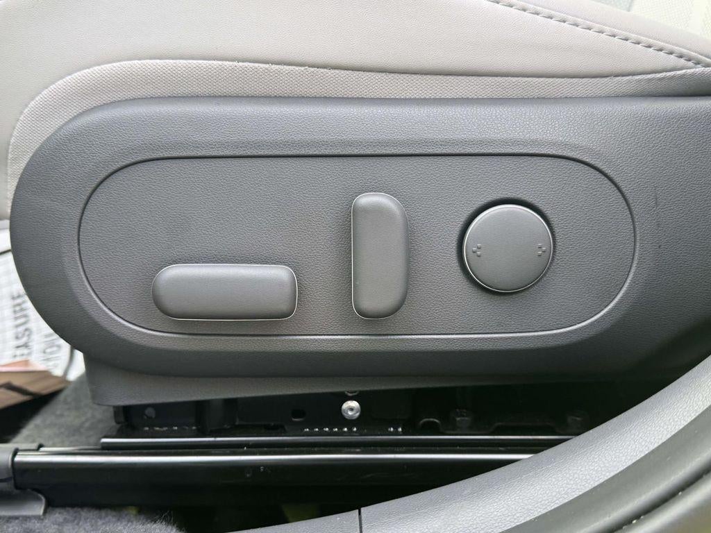 2025 Hyundai Kona Limited