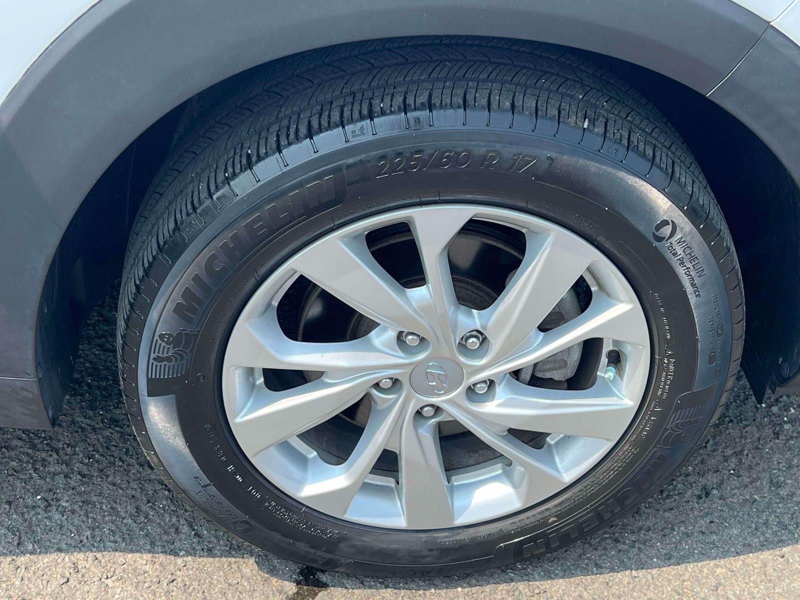 2021 Hyundai Tucson SE