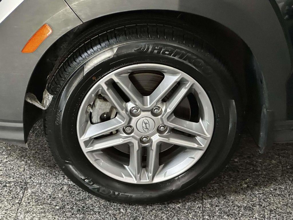 2023 Hyundai Kona SE