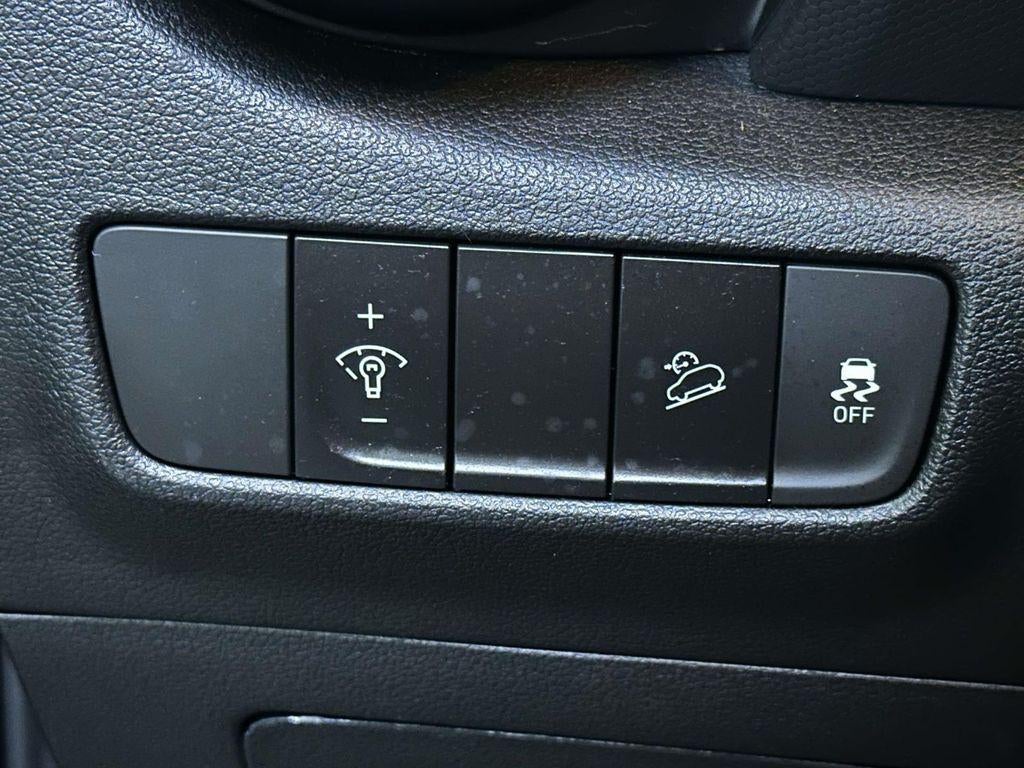 2023 Hyundai Kona SE