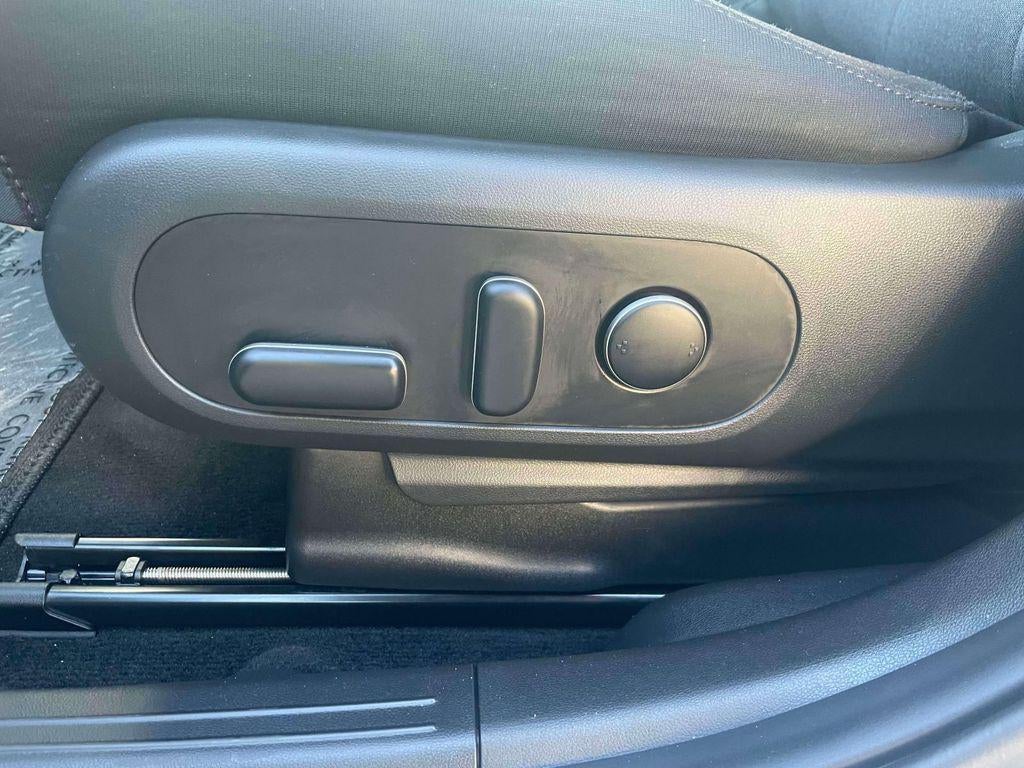 2024 Hyundai IONIQ 5 SE