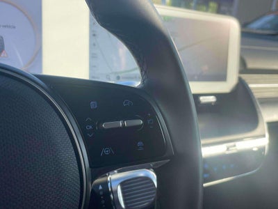 2024 Hyundai IONIQ 5 SE