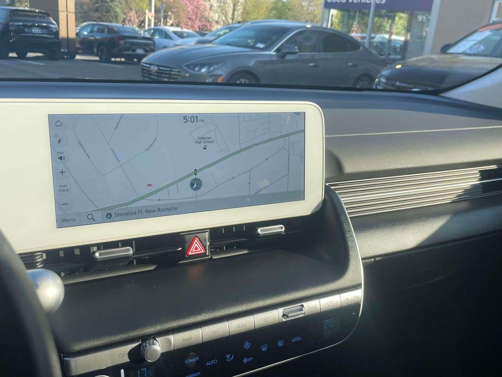2024 Hyundai IONIQ 5 SE