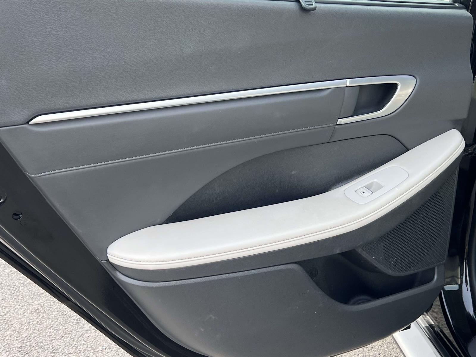 2022 Hyundai Sonata Hybrid Limited