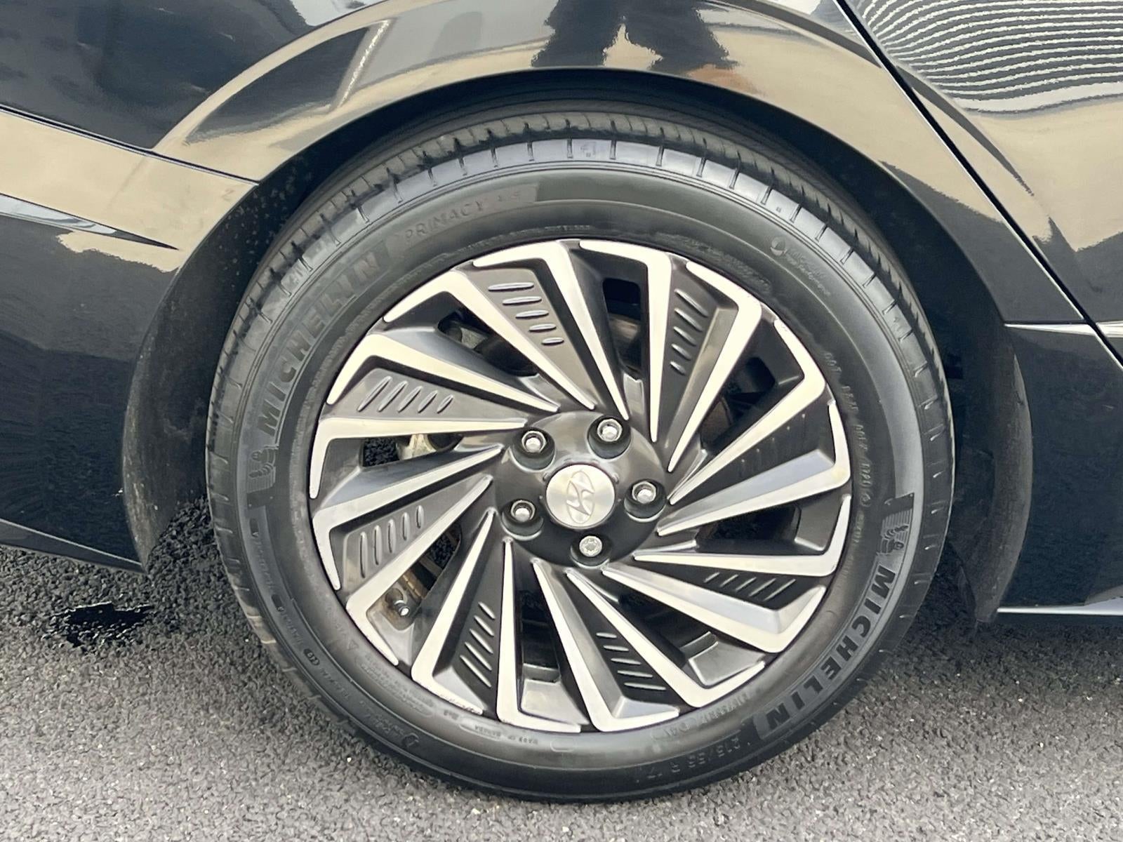 2022 Hyundai Sonata Hybrid Limited