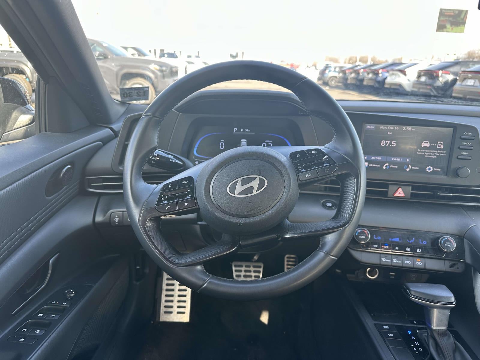 2025 Hyundai Elantra SEL Sport