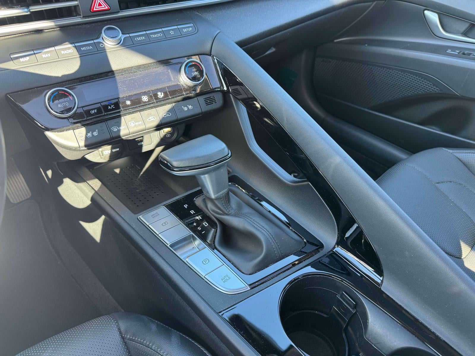 2023 Hyundai Elantra Hybrid Limited
