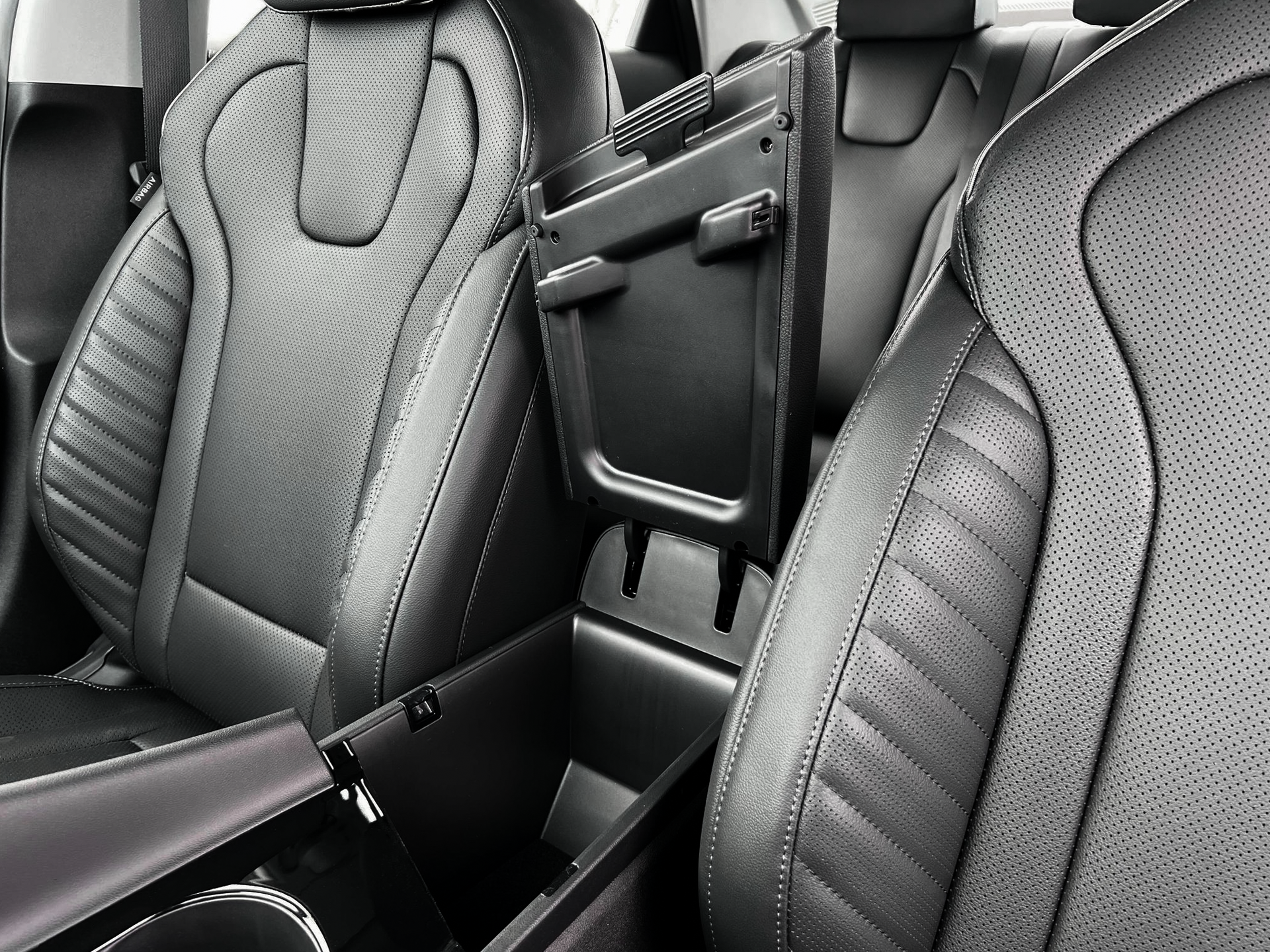 2024 Hyundai Elantra Hybrid Limited