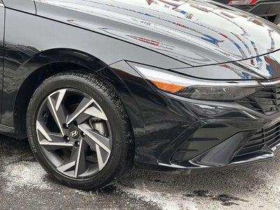 2024 Hyundai Elantra Hybrid Limited