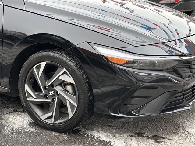 2024 Hyundai Elantra Hybrid Limited