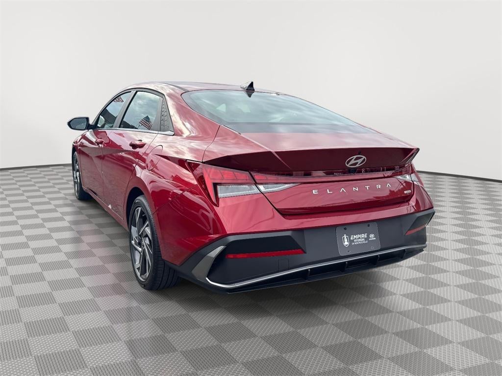 2025 Hyundai Elantra Hybrid Limited