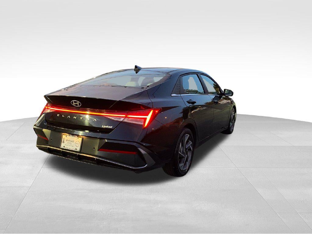 2024 Hyundai Elantra Limited