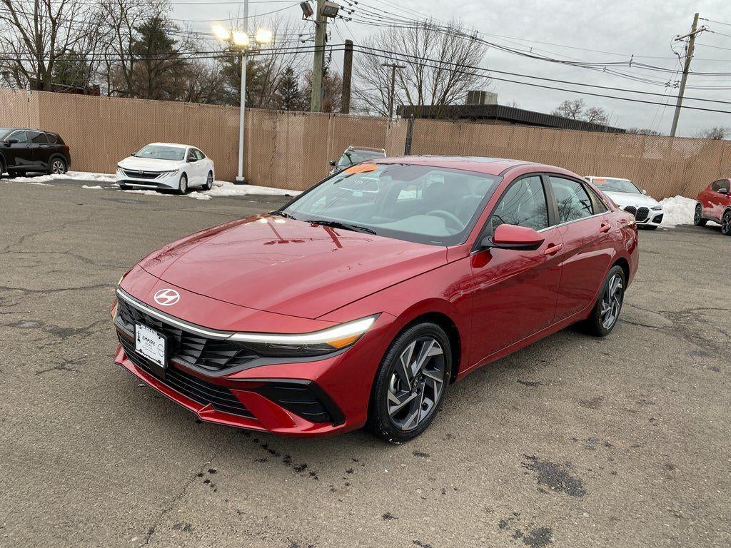 2025 Hyundai Elantra SEL Convenience