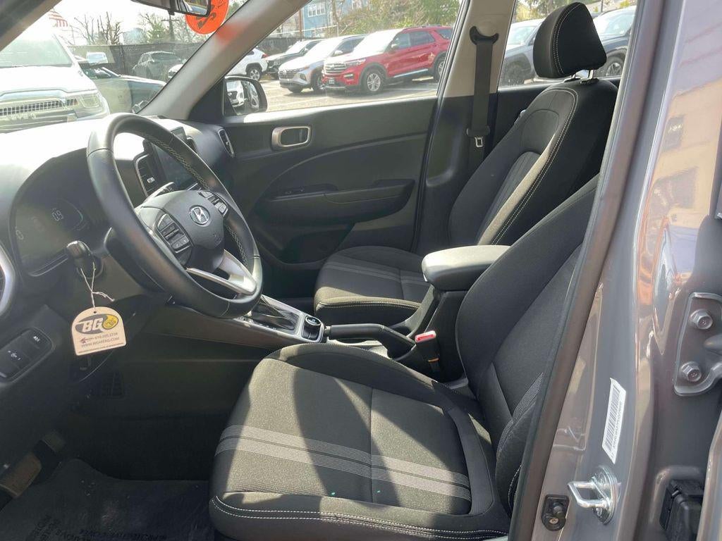 2023 Hyundai Venue SEL