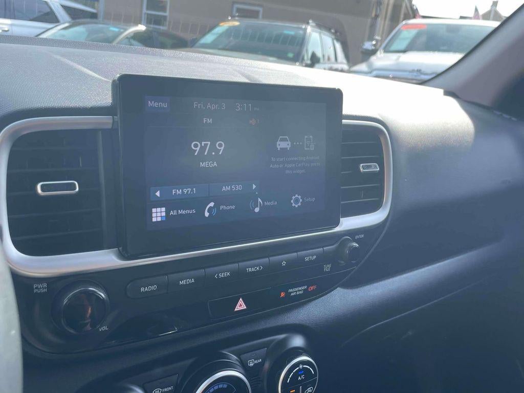 2023 Hyundai Venue SEL