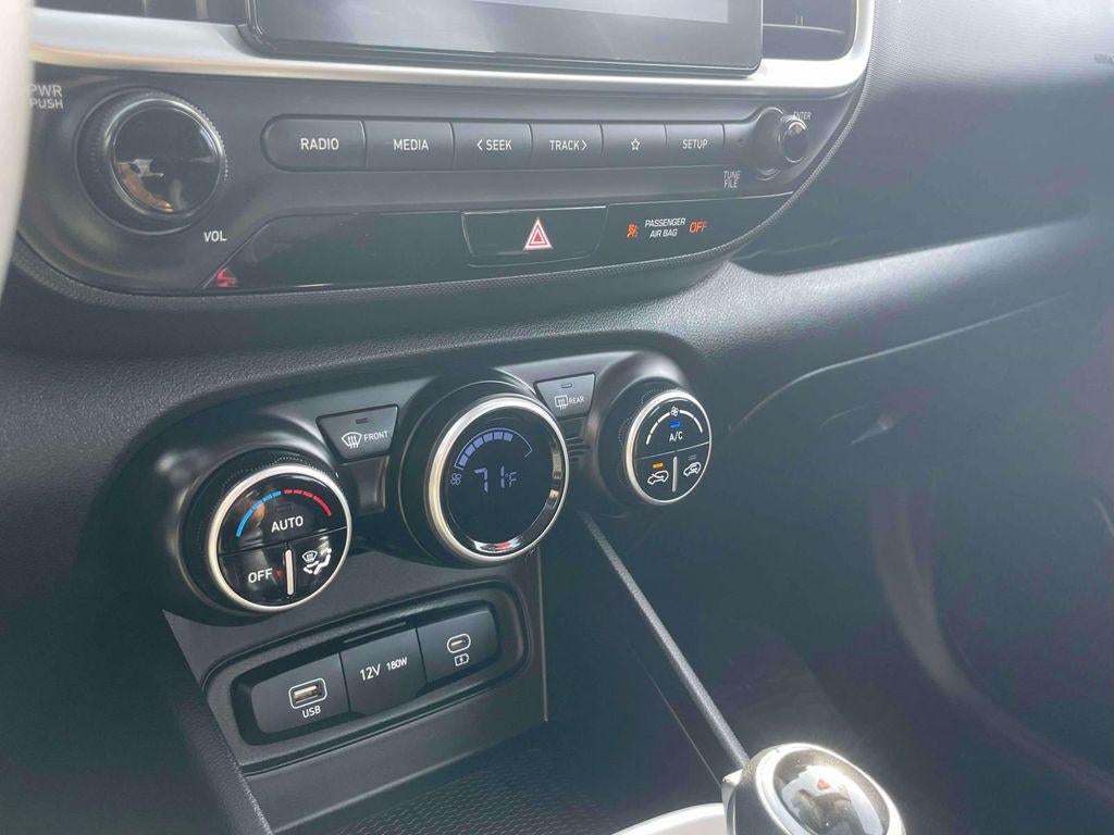 2023 Hyundai Venue SEL