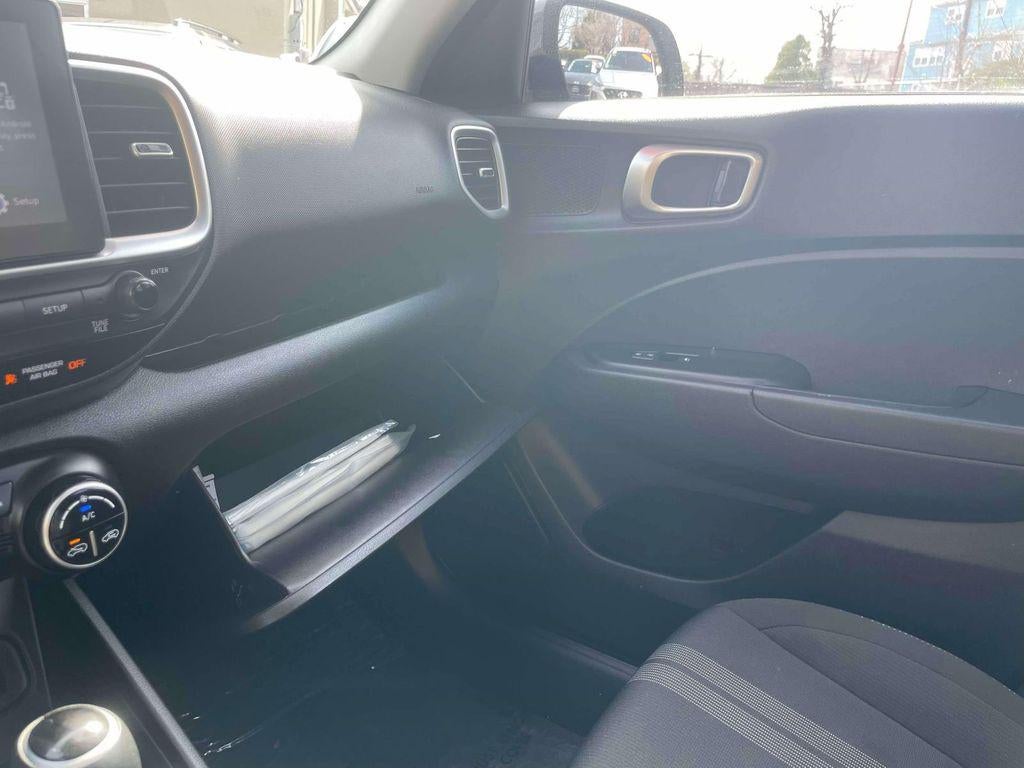 2023 Hyundai Venue SEL