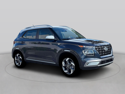 2026 Hyundai Venue SEL w/Two-Tone Roof