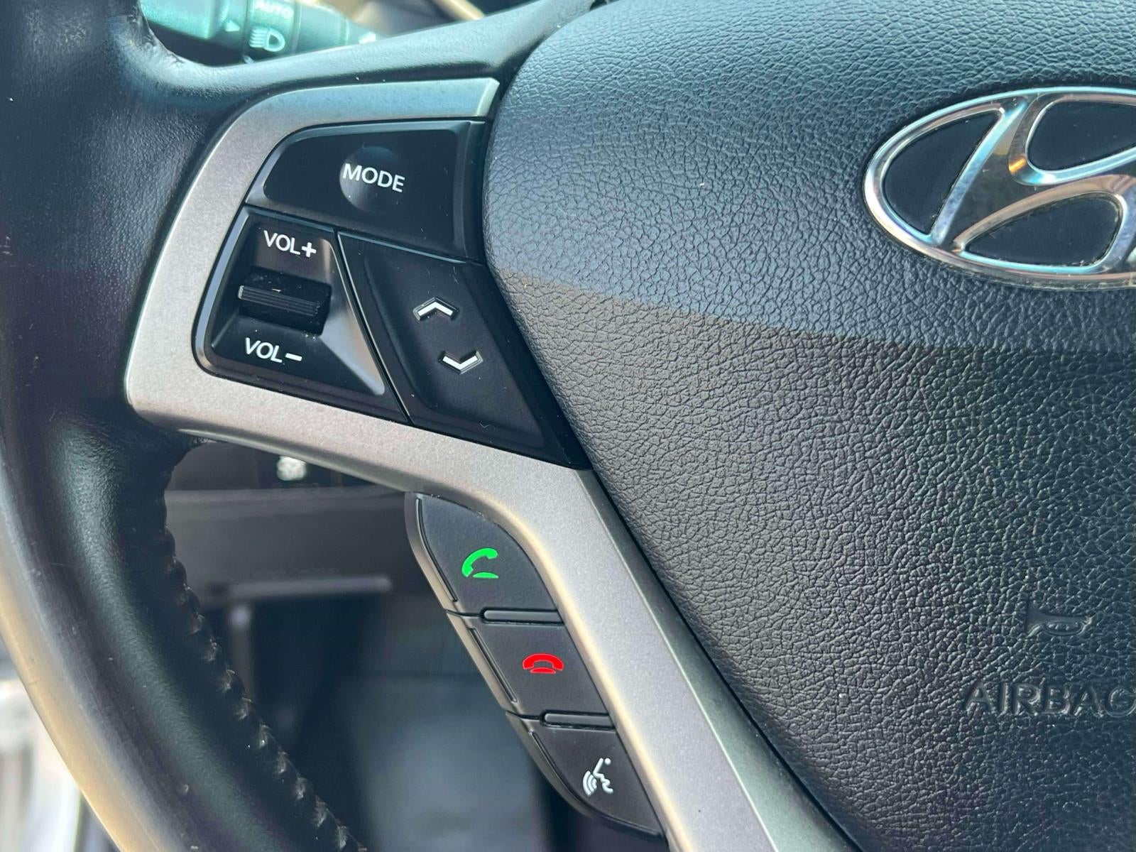 2017 Hyundai Veloster Value Edition