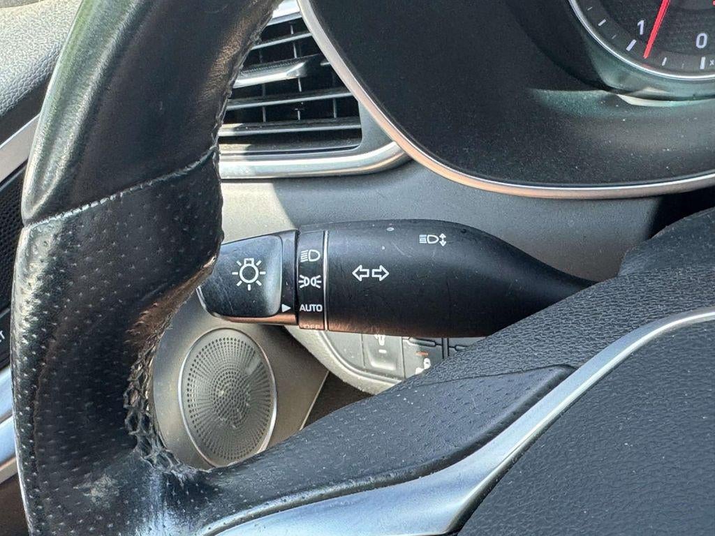 2019 Genesis G70 2.0T Sport