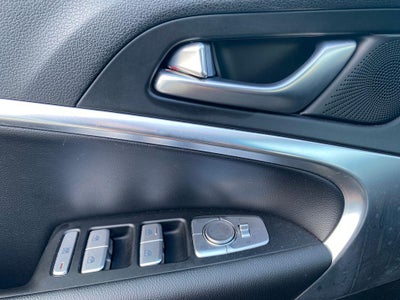 2025 Genesis G70 2.5T RWD