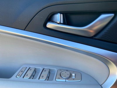 2024 Genesis G70 2.5T RWD